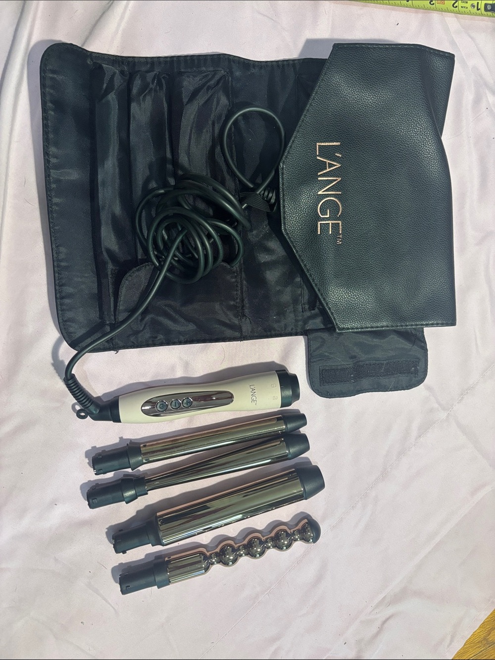 L'ANGE Black and Cream Hair Styling Tool with 4 wands and pouch